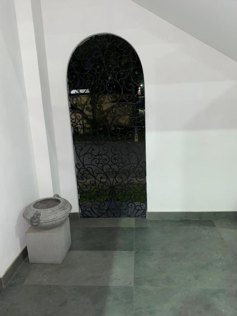 Apartmán Ice Berg Dehiwala-Mount Lavinia Pokoj fotografie