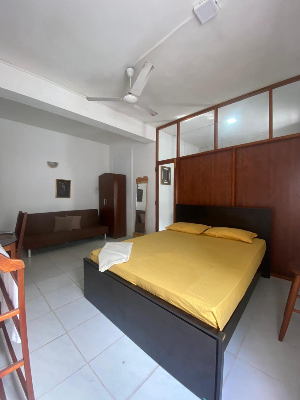 Apartmán Ice Berg Dehiwala-Mount Lavinia Pokoj fotografie