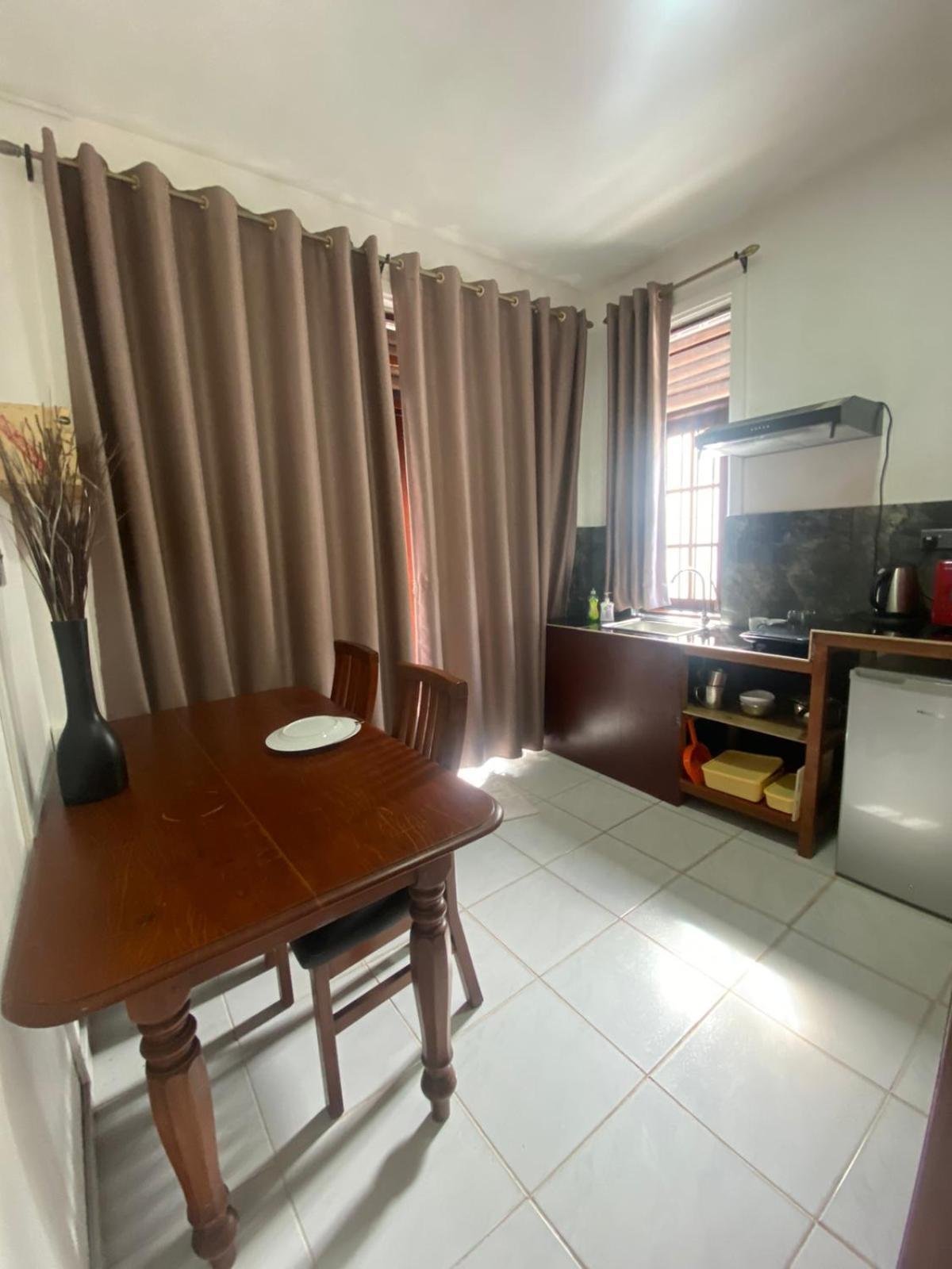 Apartmán Ice Berg Dehiwala-Mount Lavinia Pokoj fotografie