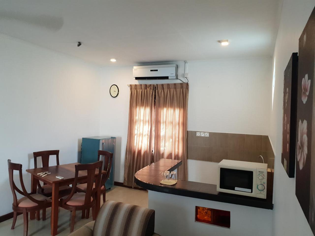 Apartmán Ice Berg Dehiwala-Mount Lavinia Exteriér fotografie